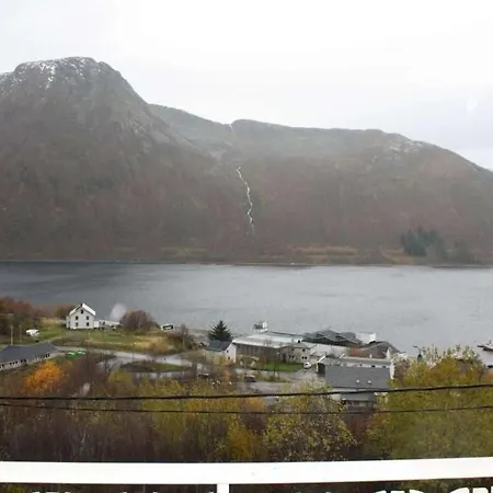 Aurora Holiday home Senja